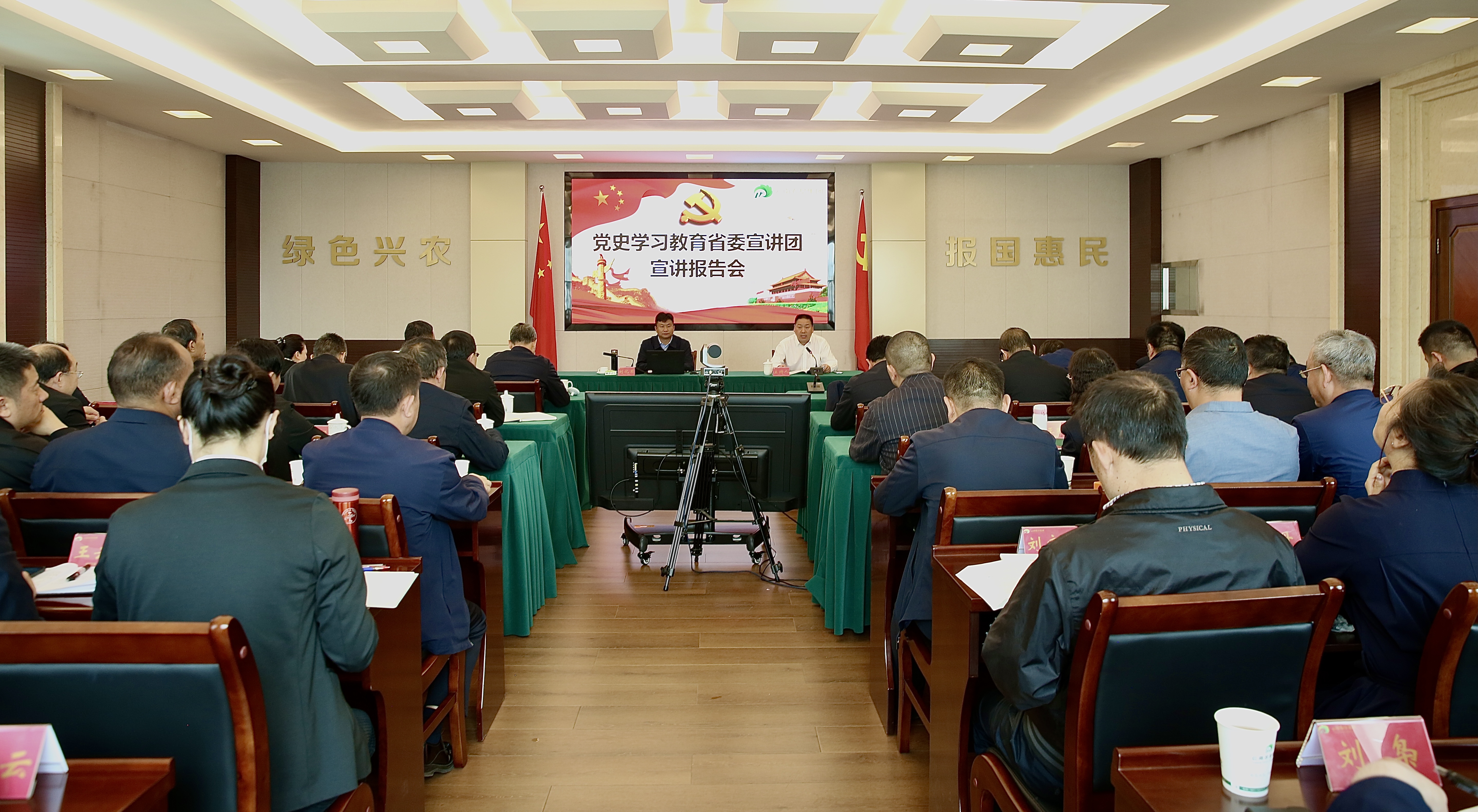 2084afca1230e8b4bc256fea607089e.jpg