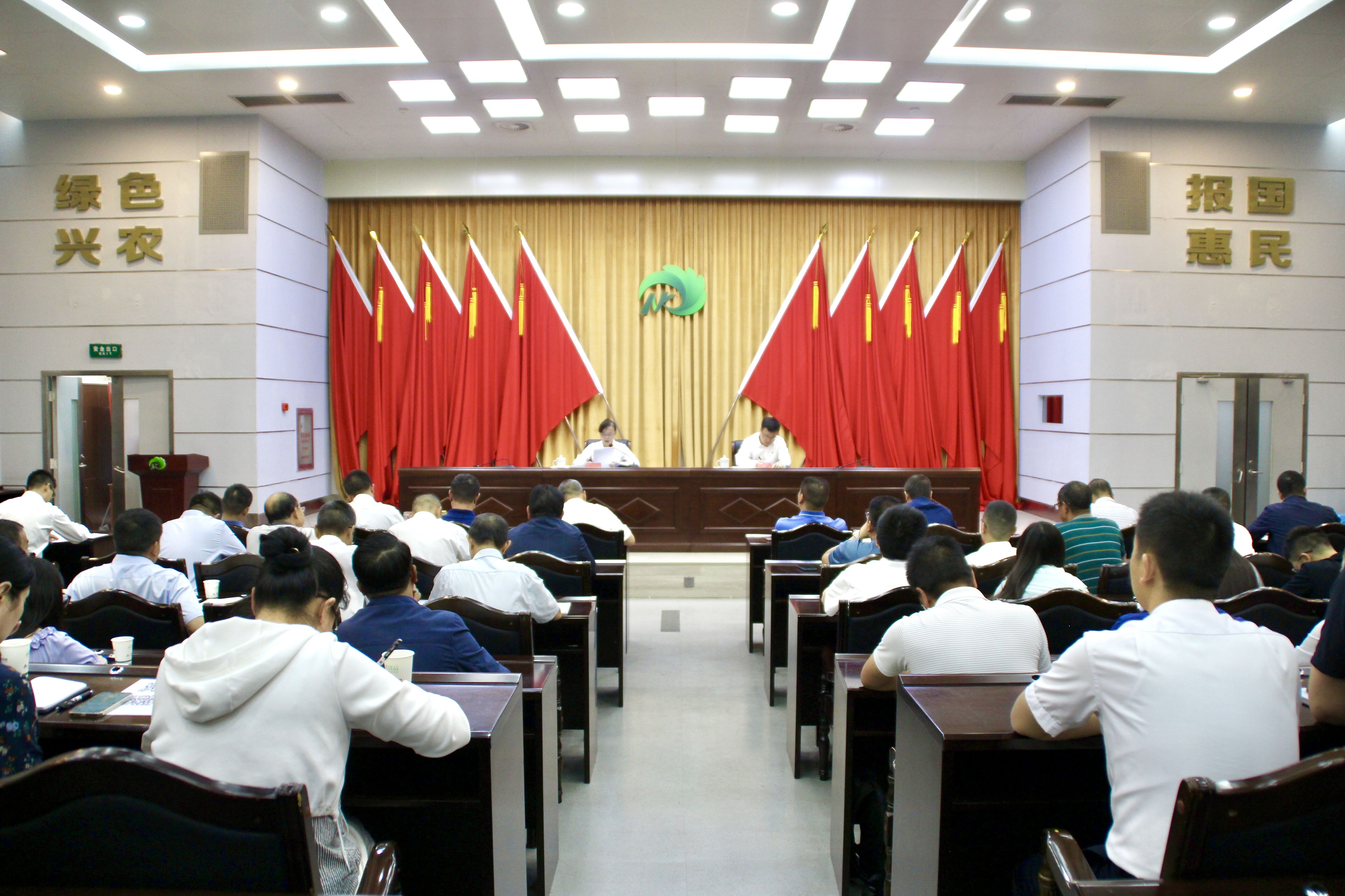 党员大会1.jpg